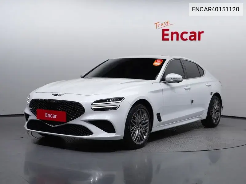 Genesis G70 2023 года выпуска
