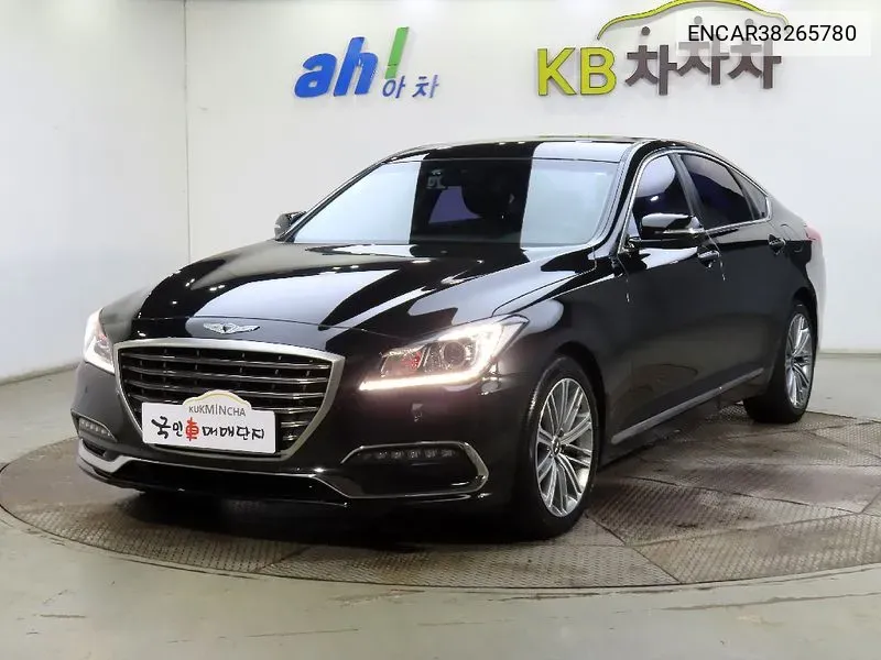 Genesis G80 2018 года выпуска