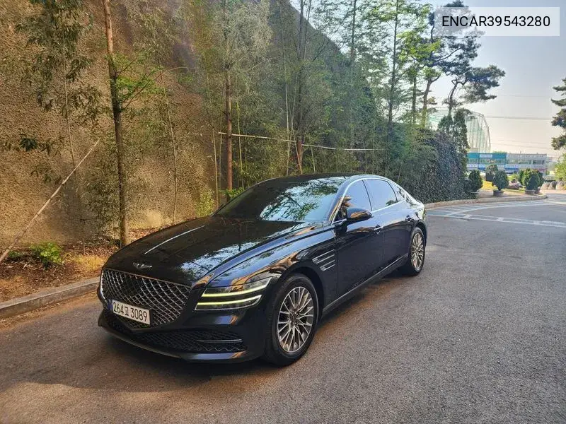 Genesis G80 2021 года выпуска