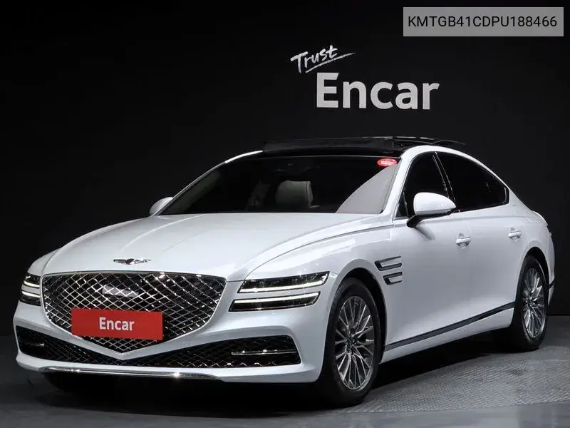 Genesis G80 2023 года выпуска
