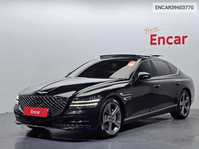 Genesis G80 2023 года выпуска