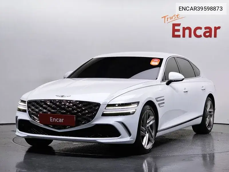 Genesis G80 2024 года выпуска