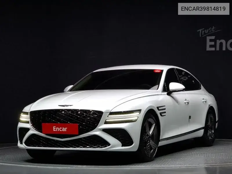 Genesis G80 2024 года выпуска