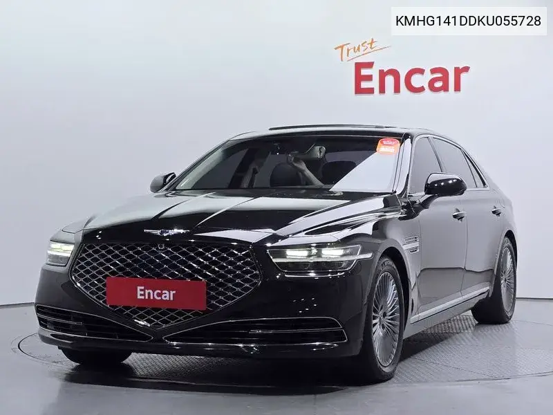 Genesis G90 2018 года выпуска