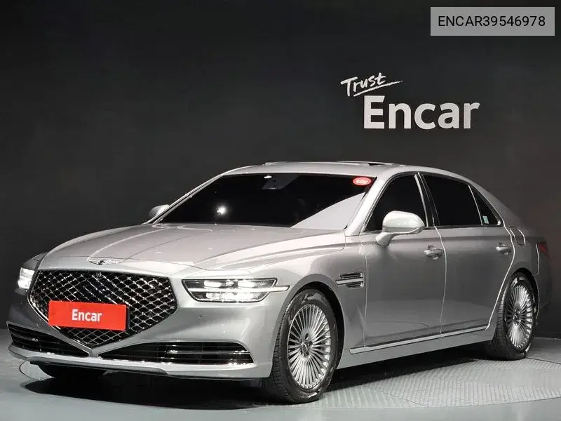 Genesis G90 2020 года выпуска