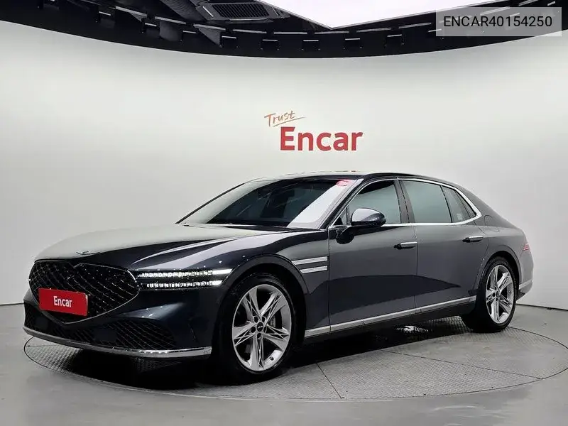 Genesis G90 2022 года выпуска