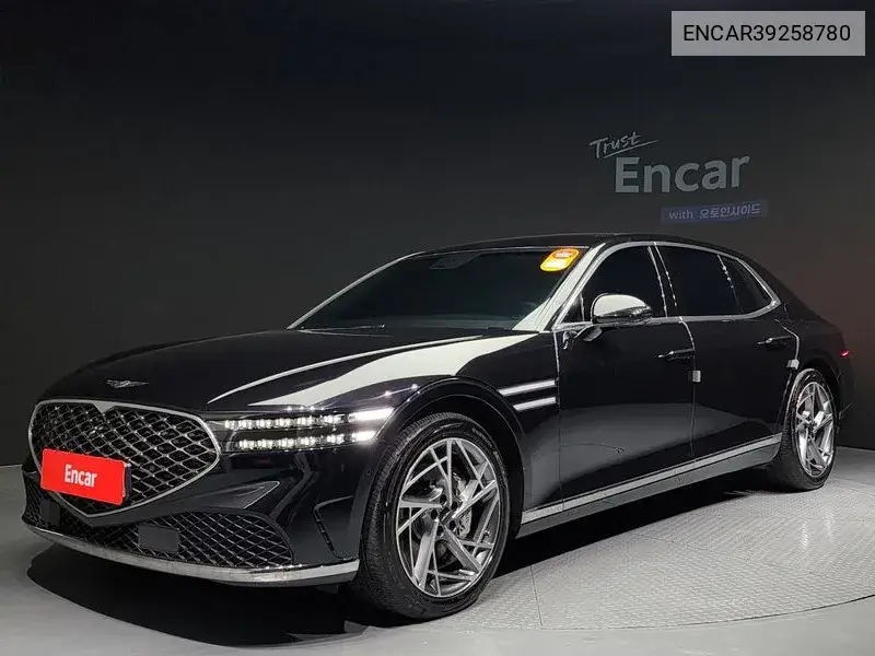 Genesis G90 2023 года выпуска