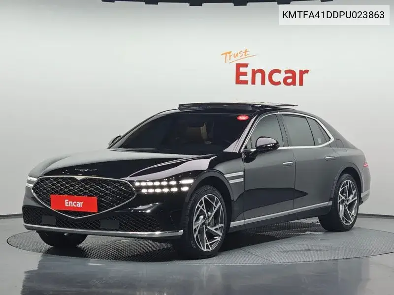 Genesis G90 2023 года выпуска