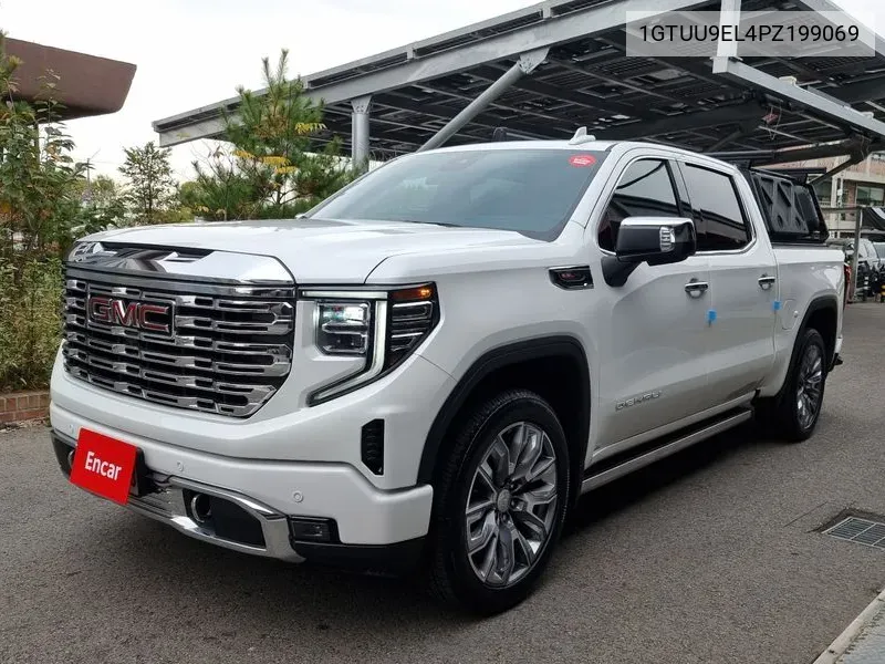 GMC Sierra 2023 года выпуска