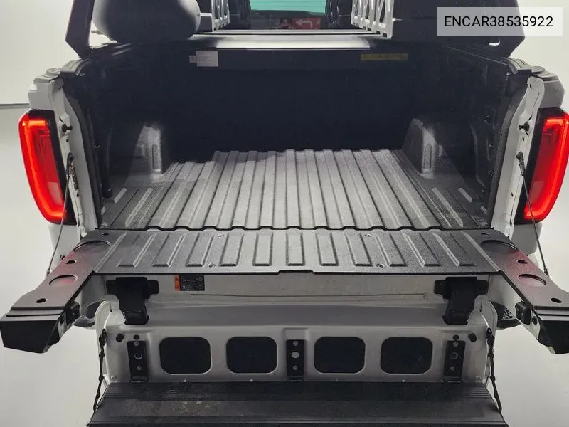 GMC Sierra 2023 года выпуска