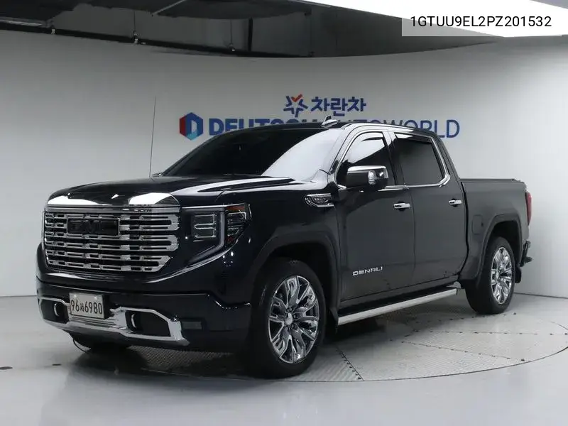 GMC Sierra 2023 года выпуска