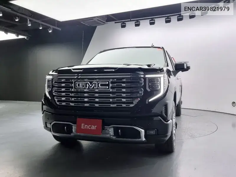 GMC Sierra 2023 года выпуска