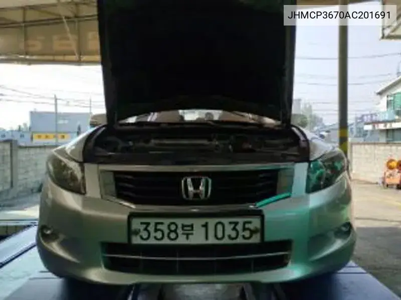 Honda Accord 2010 года выпуска