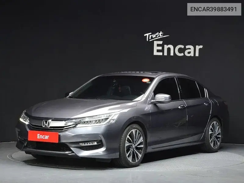 Honda Accord 2016 года выпуска