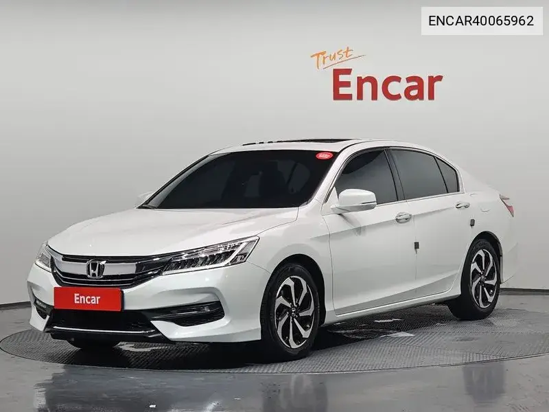Honda Accord 2017 года выпуска
