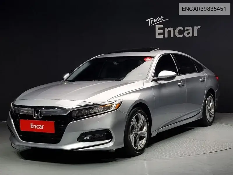 Honda Accord 2018 года выпуска