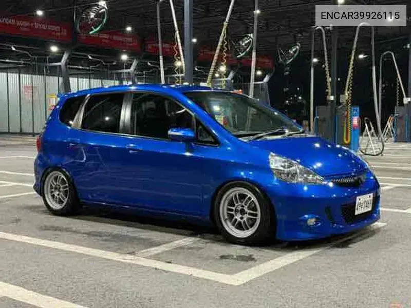 Honda Fit 2006 года выпуска