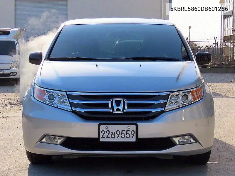 Honda Odyssey 2013 года выпуска