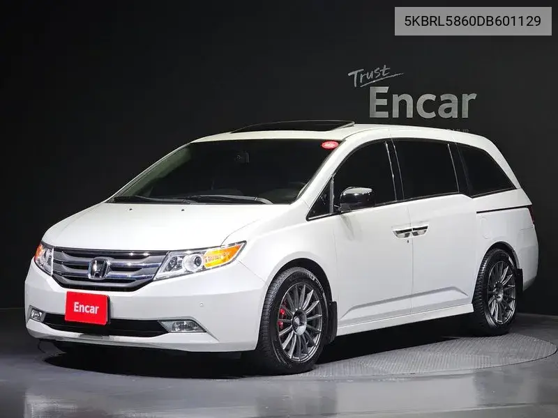 Honda Odyssey 2013 года выпуска