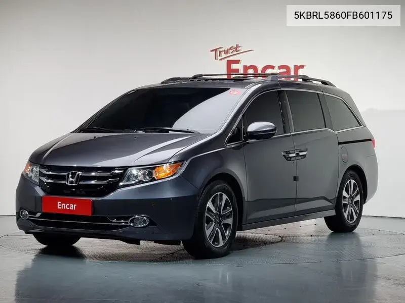 Honda Odyssey 2015 года выпуска