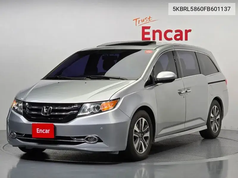 Honda Odyssey 2015 года выпуска