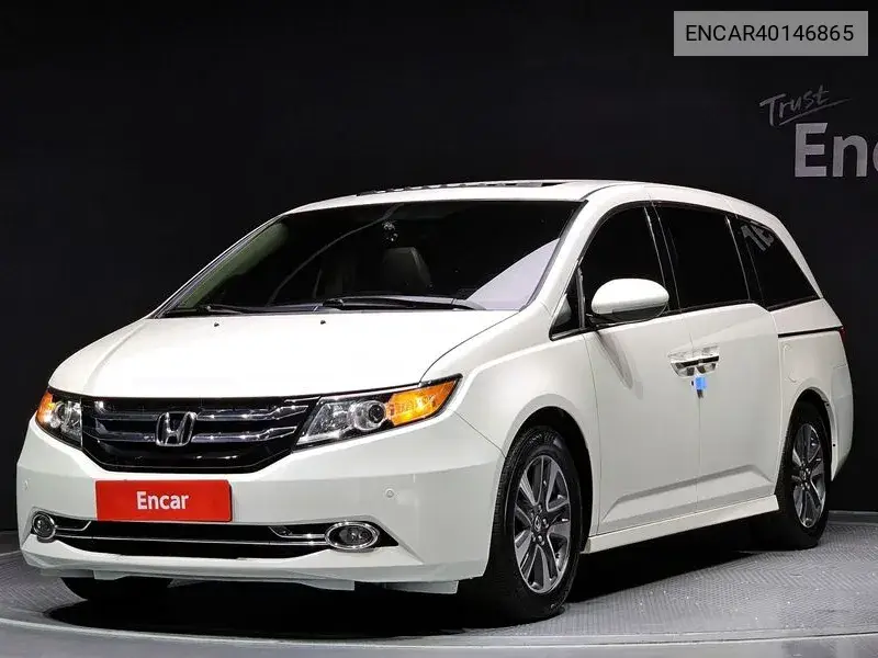 Honda Odyssey 2015 года выпуска