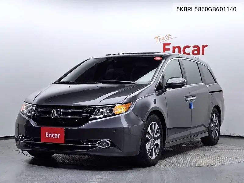 Honda Odyssey 2016 года выпуска