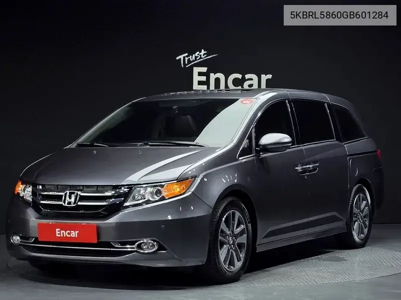 Honda Odyssey 2016 года выпуска