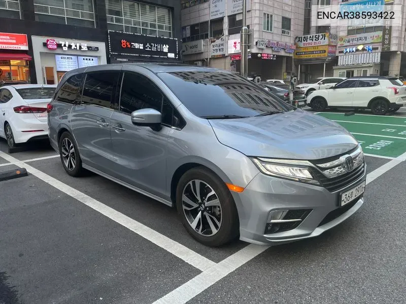 Honda Odyssey 2018 года выпуска