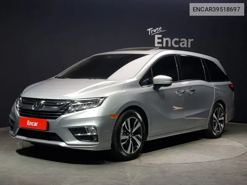 Honda Odyssey 2018 года выпуска