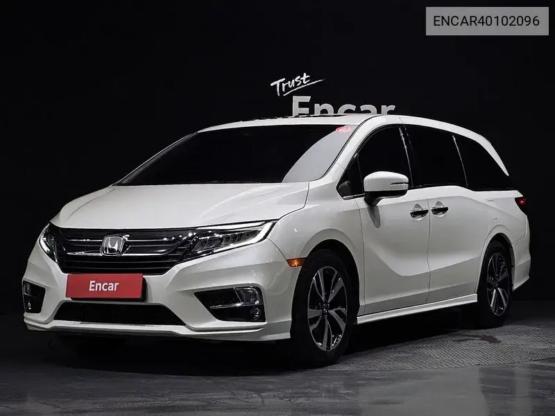 Honda Odyssey 2018 года выпуска