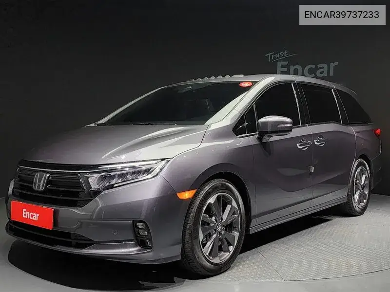 Honda Odyssey 2022 года выпуска