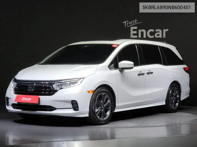 Honda Odyssey 2022 года выпуска