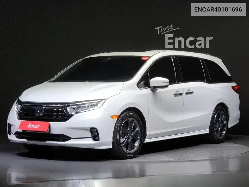 Honda Odyssey 2022 года выпуска