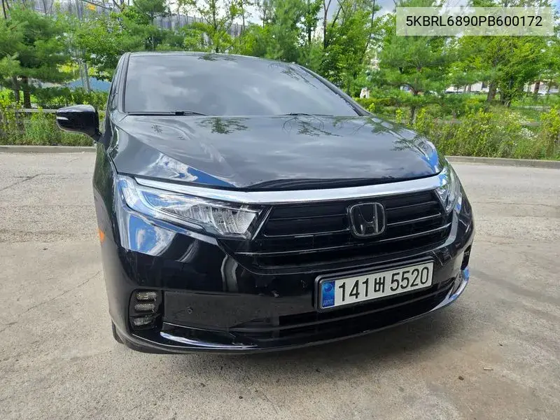 Honda Odyssey 2023 года выпуска