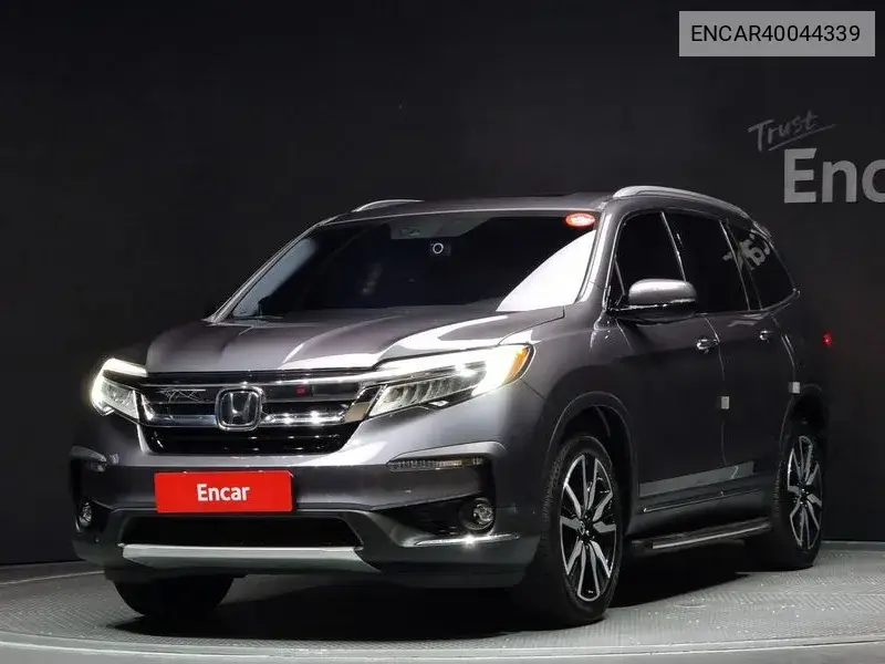 Honda Pilot 2018 года выпуска