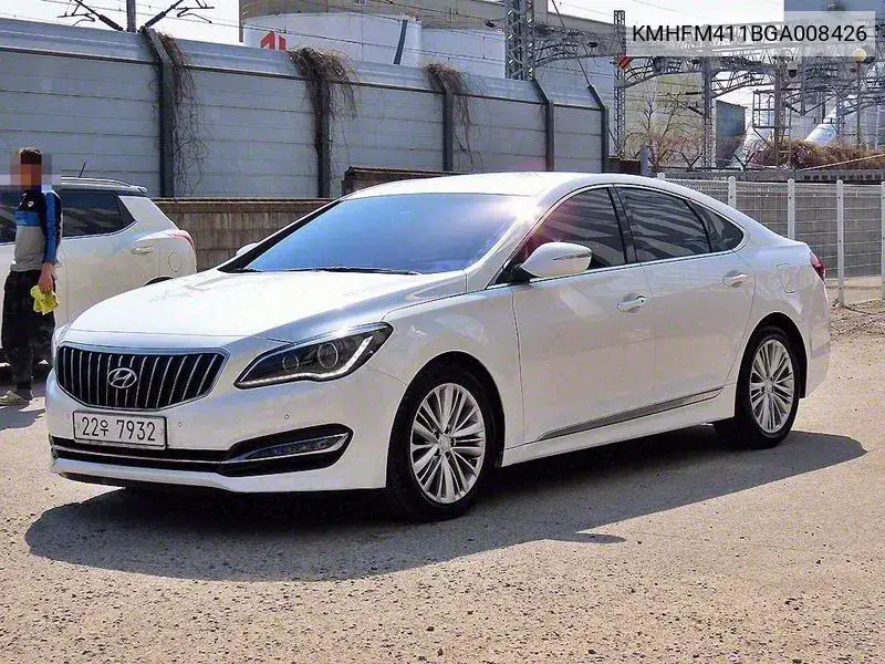 Hyundai Aslan 2015 года выпуска