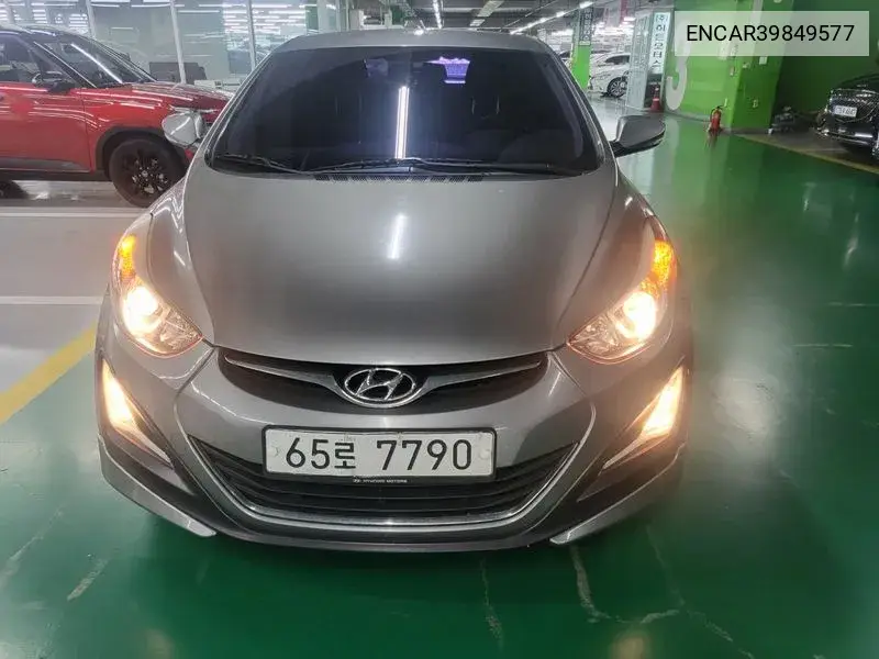 Hyundai Avante 2013 года выпуска