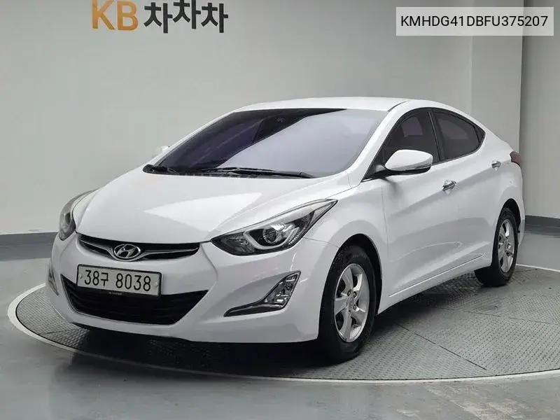 Hyundai Avante 2015 года выпуска
