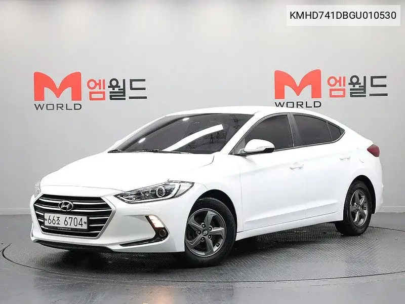 Hyundai Avante 2016 года выпуска