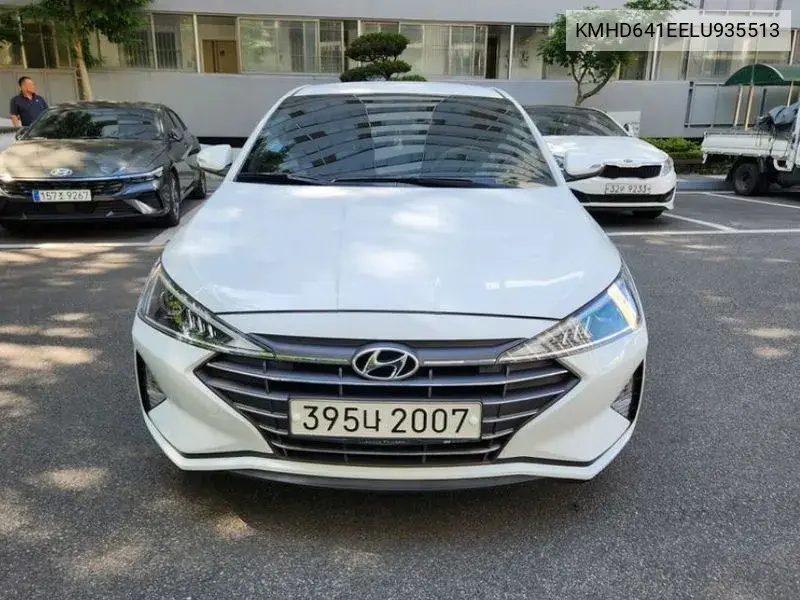 Hyundai Avante 2019 года выпуска