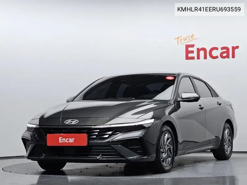 Hyundai Avante 2023 года выпуска