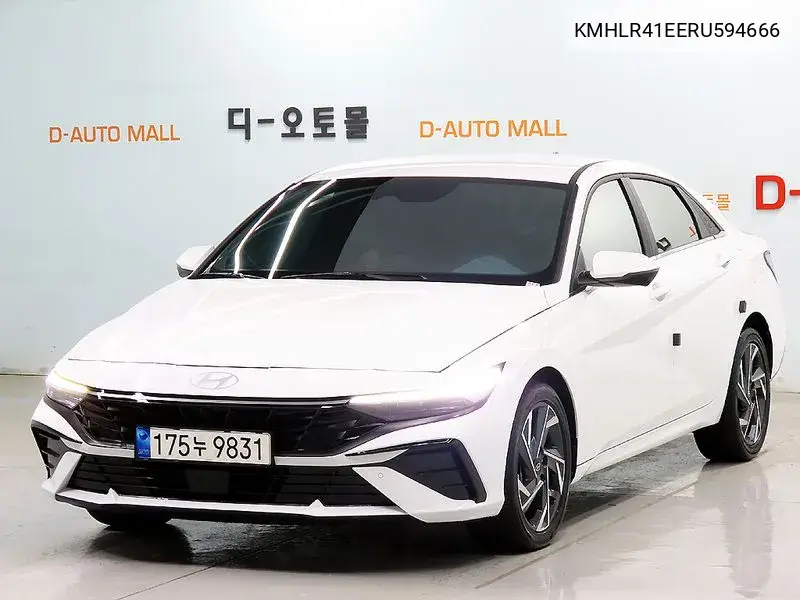 Hyundai Avante 2023 года выпуска