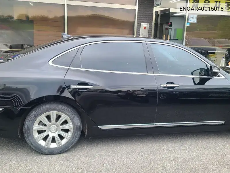 Hyundai Equus 2009 года выпуска