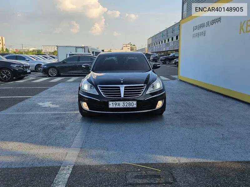 Hyundai Equus 2011 года выпуска