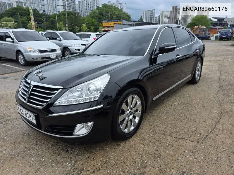 Hyundai Equus 2012 года выпуска