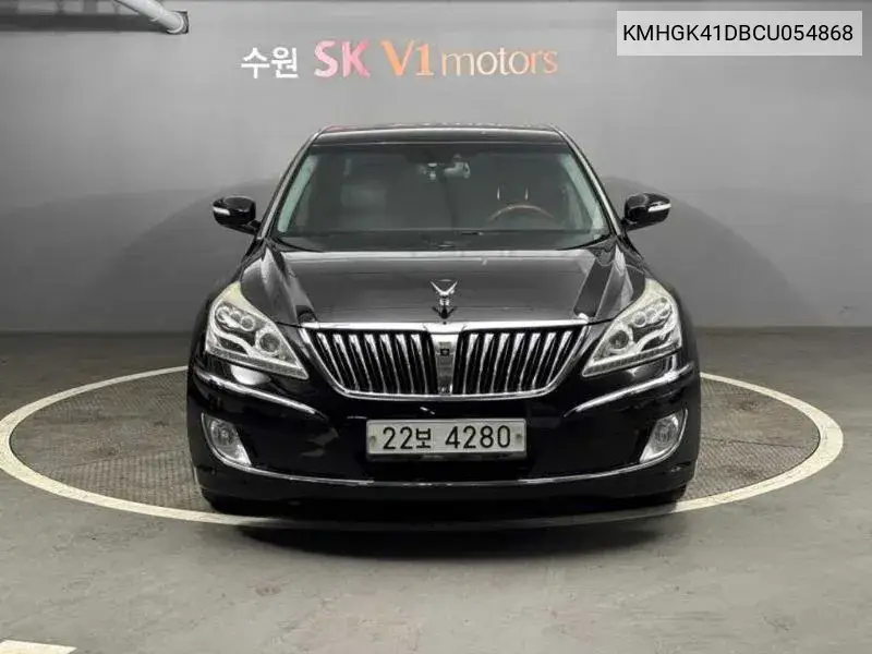Hyundai Equus 2012 года выпуска