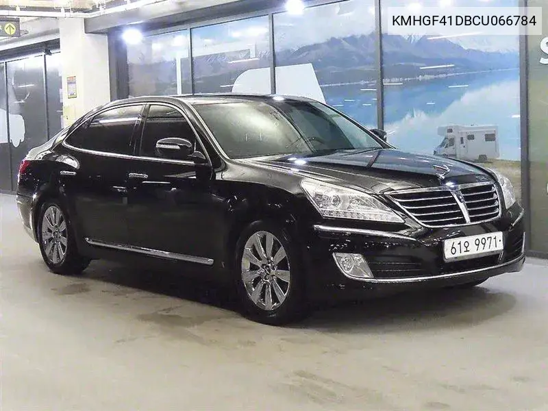 Hyundai Equus 2012 года выпуска