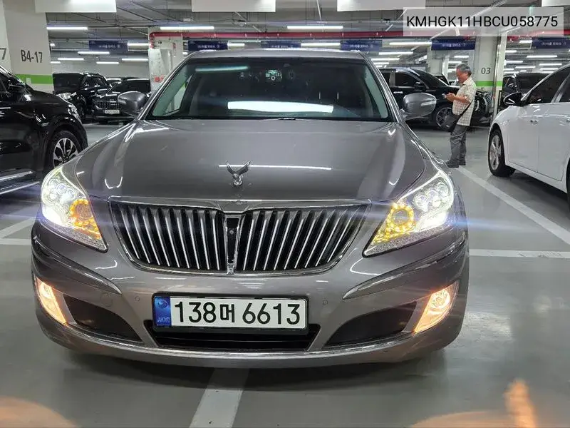 Hyundai Equus 2012 года выпуска