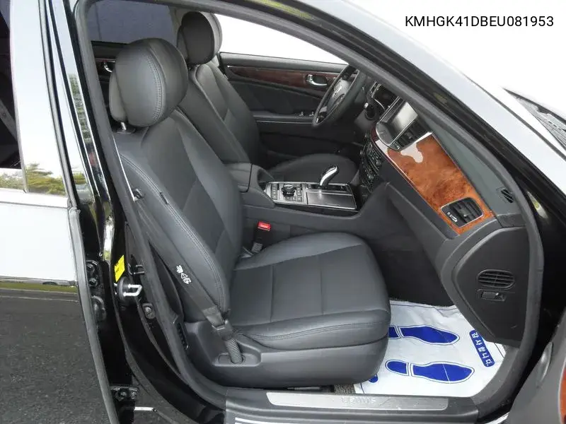 Hyundai Equus 2013 года выпуска